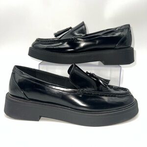 Mix No. 6 Women’s Black Vegan Loafers with Tassel Accent Platform Sole-Size 8.5W